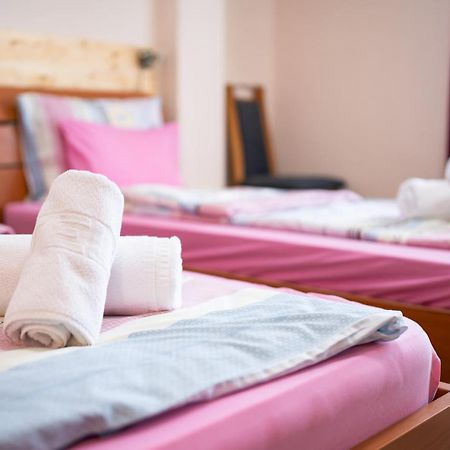 Hotel Holiday-M Οχρίδα Εξωτερικό φωτογραφία