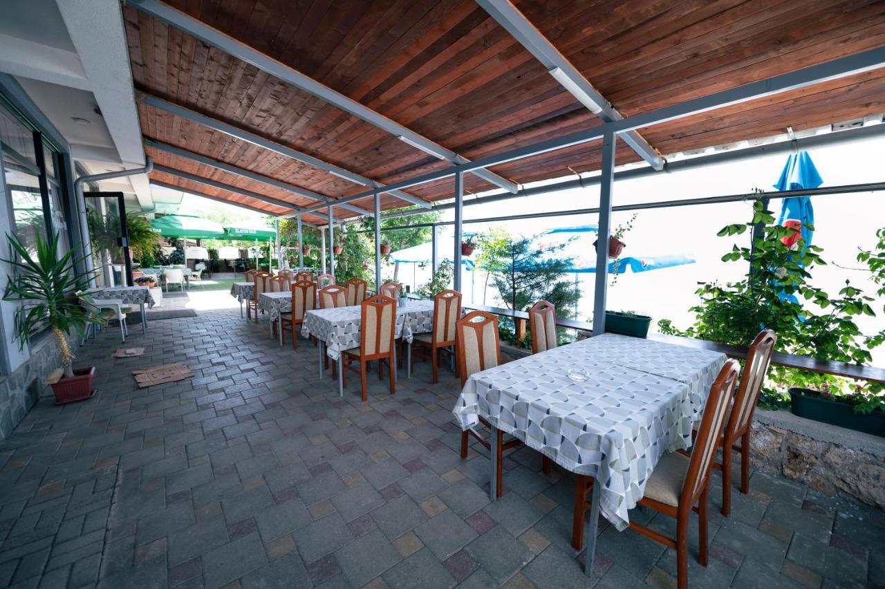 Hotel Holiday-M Οχρίδα Εξωτερικό φωτογραφία