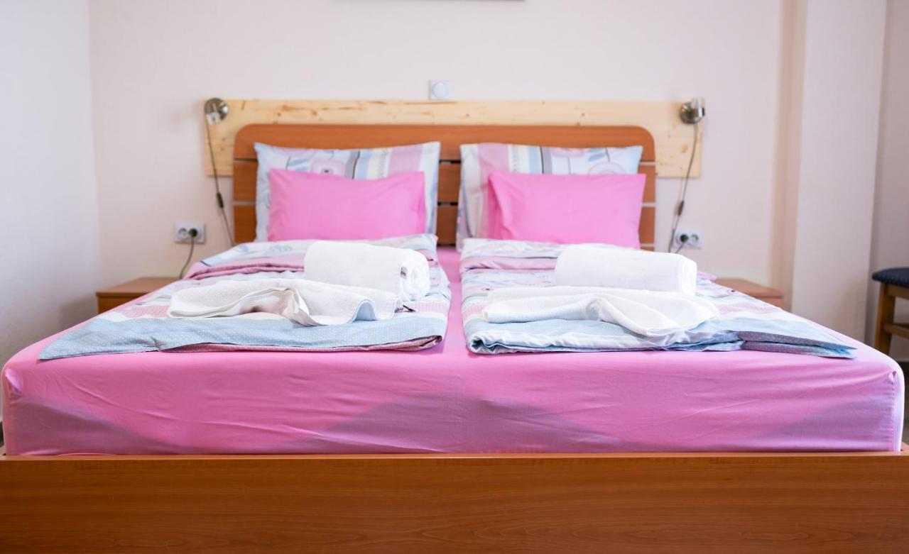 Hotel Holiday-M Οχρίδα Εξωτερικό φωτογραφία